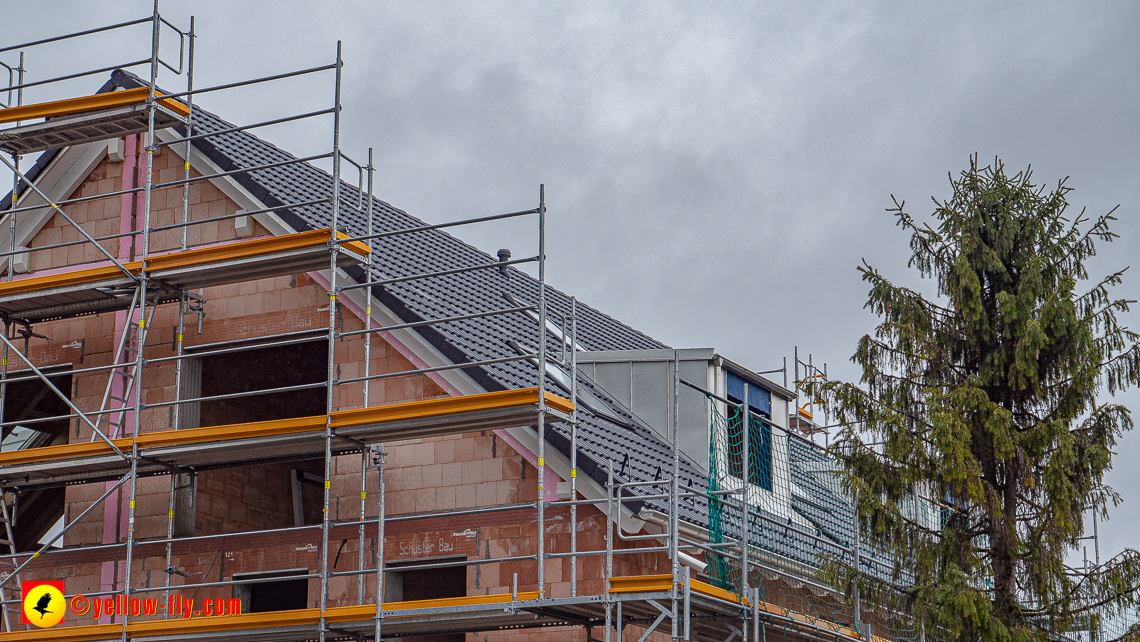 28.04.2023 - Baustelle Niederalmstraße 16 in Neuperlach